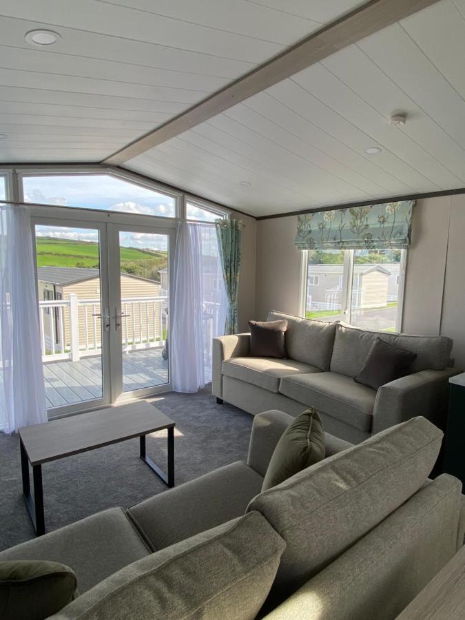 Riverwood Lodge New Quay Exteriör bild