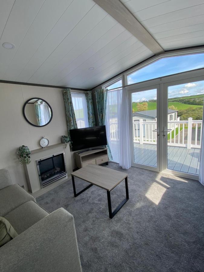 Riverwood Lodge New Quay Exteriör bild